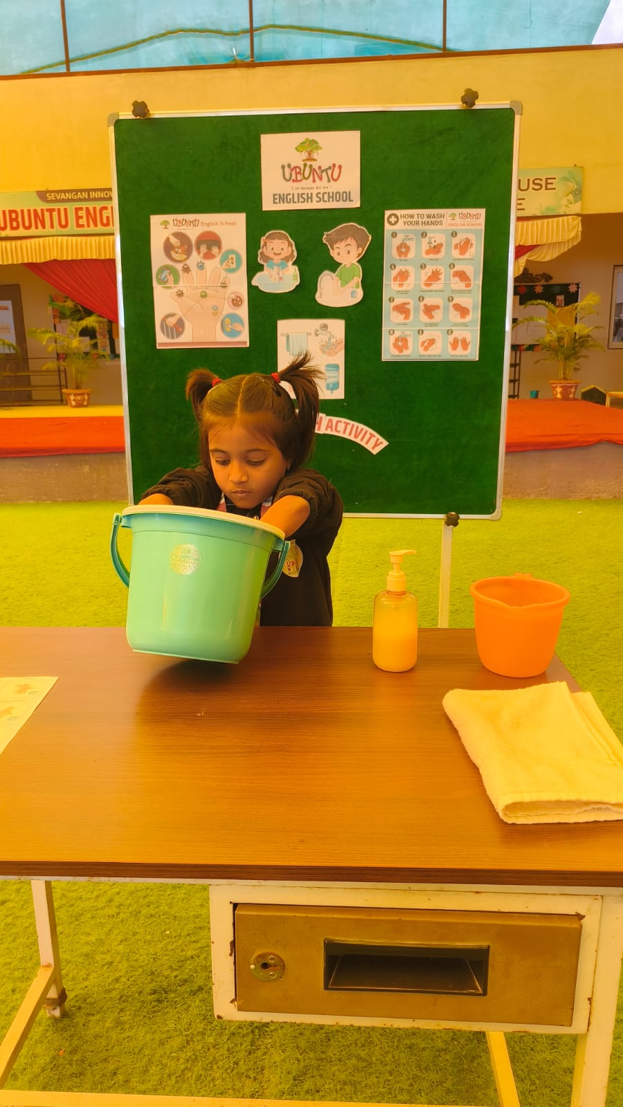 Ubuntu School Moment